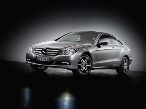 2010 Mercedes-Benz E-Class Coupe - HD Pictures @ carsinvasion.com