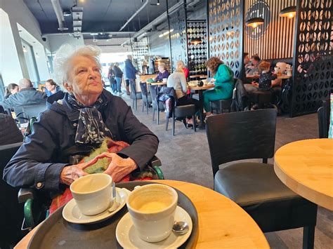 THE COFFEE HOUSE, Stoke-on-Trent - 44 Bennett Precinct - Restaurant ...