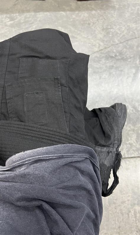 Banana Bolan Pants Dragging On Ground : r/Rickowens