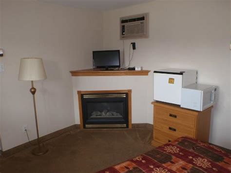 FAIRVIEW INN (Cornwall, Ontario) - Motel Reviews & Photos - Tripadvisor