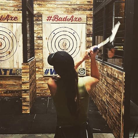 Bad Axe Throwing Charlotte (2026) - Alles wat u MOET weten voordat je ...