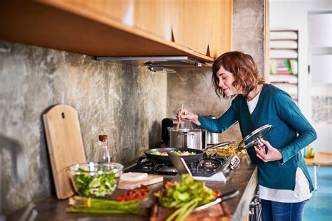 Celebrities who suffer from body dysmorphic disorder