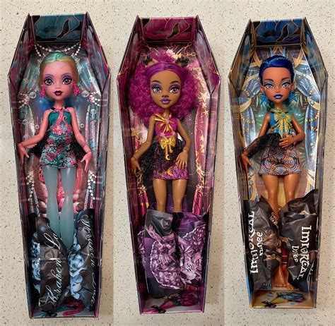 Monster High Buried Secrets 3 Haunted Dance dolls - YouLoveIt.com