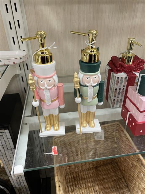 At Tj maxx : r/cosmoandwanda