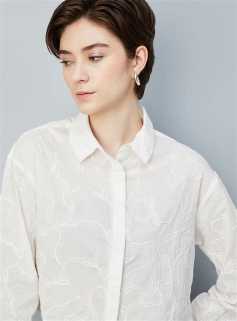 Buy Women Embroidered Boxy Fit Crop Shirt Online at just Rs. 899.0 ...