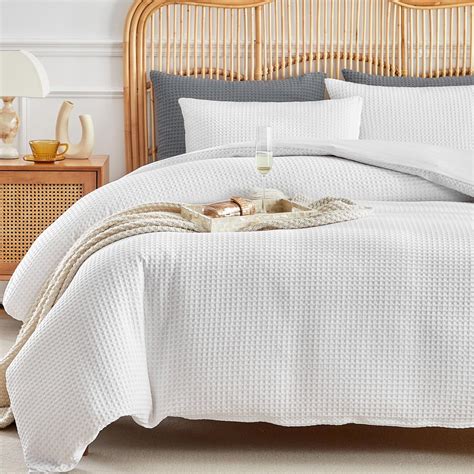 Amazon.com: WARMDERN Waffle Weave Duvet Cover King Size, White Textured ...