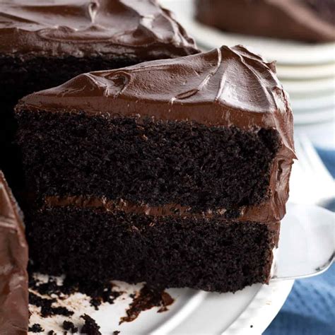 Easy Coffee Chocolate Fudge Cake Recipe - Delicious!