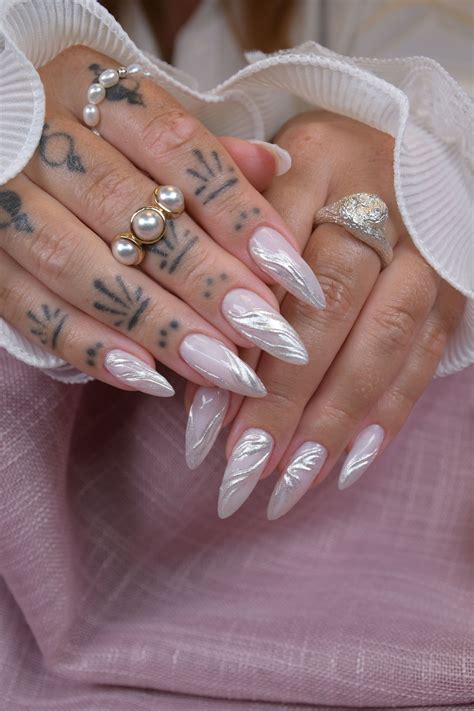 The 5 nail trends to try in 2024 - Vogue Scandinavia