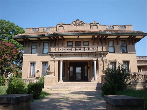 THE MIGEL HOUSE (Waco) - Guesthouse Reviews, Photos, Rate Comparison ...