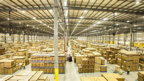 Amazon India launches its largest specialized Fulfilment Centre in ...