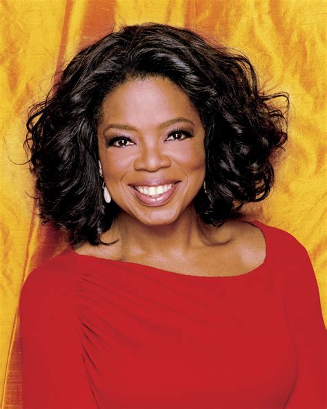 Oprah Winfrey Biography: Age, Pictures, Facts, Husband, Net Worth ...