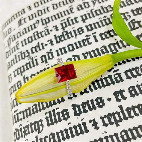 Salve Anti-Tarnish Ruby Red Ring