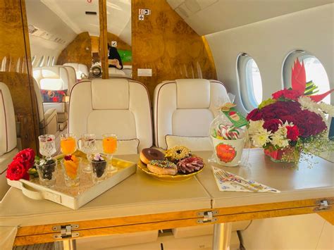 VT-BVV Falcon 2000LX - Air Charter Services Pvt. Ltd. S/N 193