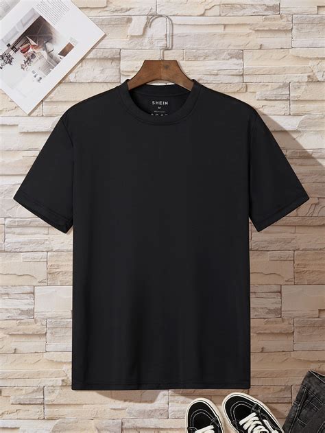 Men Solid Tee | Plain black t shirt, Plain tee shirts, Black shirt ...