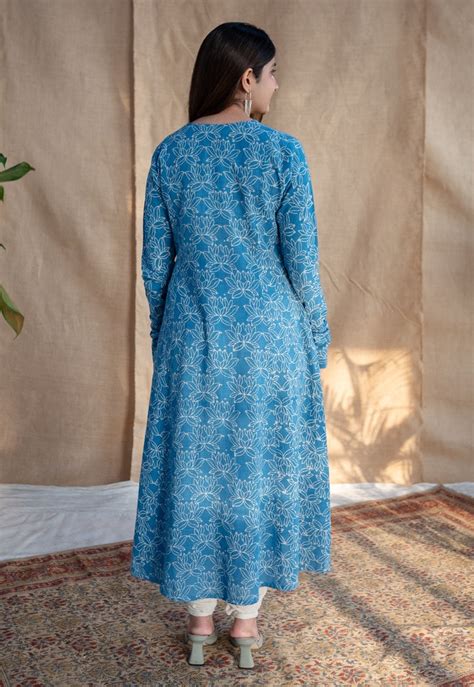 INDIAN ETHNIC WOMEN'S Azina Dabu Slub Cotton Hand Embroidered Kali ...