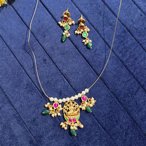 Traditional Temple-Style Jewelry Set – Anarva Jewellery