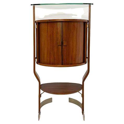 Mid Century Modern Walnut Bar at 1stDibs