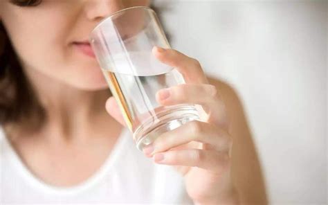 早晨第1杯水怎么喝？专家：千万别喝这种水 – 美豆芽健康饮食养生网