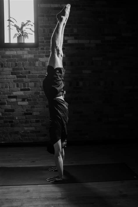 Handstands for beginners, 298 Elgin St, Ottawa, 13 January 2024 | AllEvents