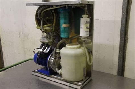 Industrial cooler from Spectron Laser Systems - for distilled water ...