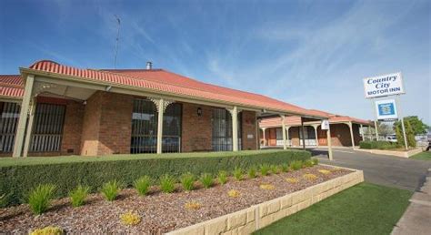 HORSHAM COUNTRY CITY MOTOR INN - Motel Reviews, Photos, Rate Comparison ...