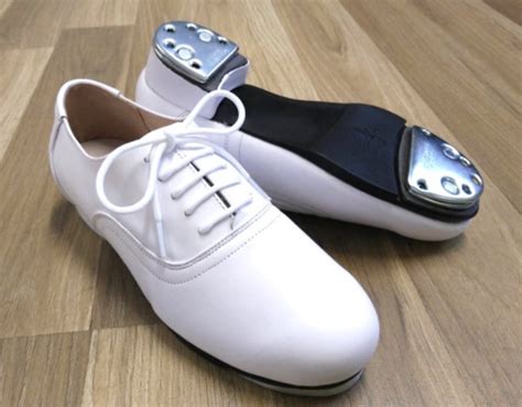 Clogging Shoes 的图像结果