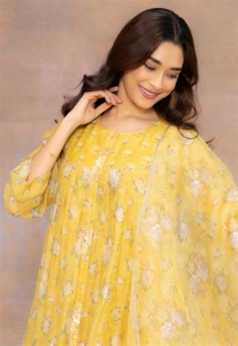 Buy Women Ethnic Dupatta Online At Best Prices | The Indian Ethnic Co ...