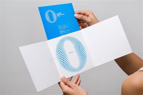 Catalogue Design 的图像结果