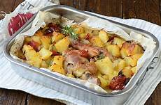 come cucinare il pollo al forno con patate cosce di pollo al forno con patate ricetta benessere e come cucinare il pollo al forno con patate cosce di pollo al forno con patate ricetta benessere e