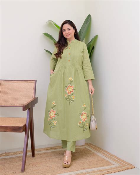 Olive Green 2 PC Mul Cotton Floral Pintex A Line Kurta Set For Women ...