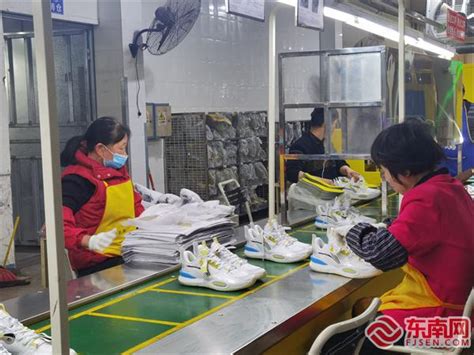 茂名“皮鞋村”，曾有300多家鞋厂，如今仅剩……_腾讯新闻