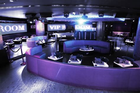 Club VIP Section 的图像结果