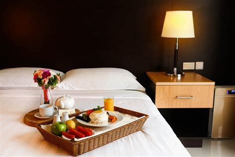 THE LAKE HOTEL TAGAYTAY - Hotel Reviews, Photos, Rate Comparison ...