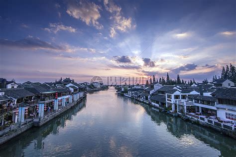 夕阳下的江南古镇小桥流水高清图片下载-正版图片500631228-摄图网