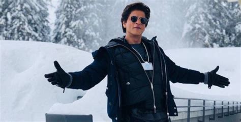 #AskSRK: Shah Rukh Khan Talks About Pathaan Fee, First Girlfriend And ...