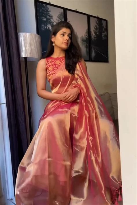 Metalic Tissue Silk Saree – Manthree