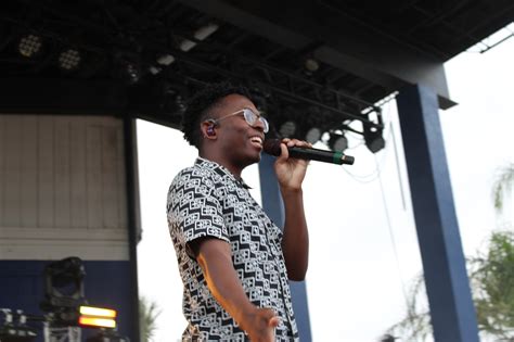 Breland’s recent Hangout Fest set proves genre blending works - al.com