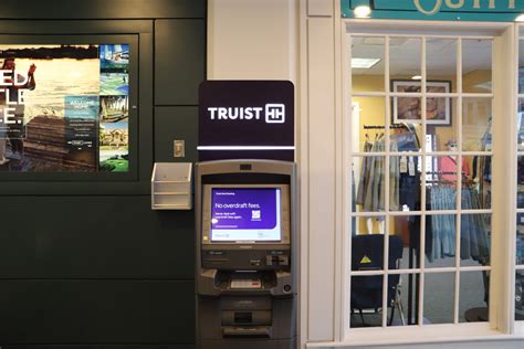 ATM - Truist at Savannah/Hilton Head International Airport