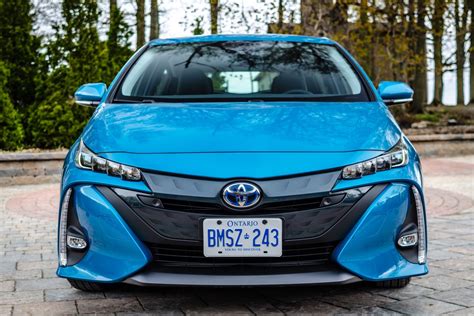 What Kind of Oil Does a 2020 Toyota Prius Take? Oil Capacity, Change Intervals