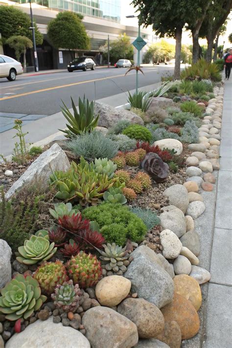 16+ Creative Urban Front Yard Landscaping Ideas