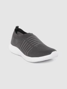 HRX by Hrithik Roshan HRX by Hrithik Roshan Women Grey Walk Ride ...