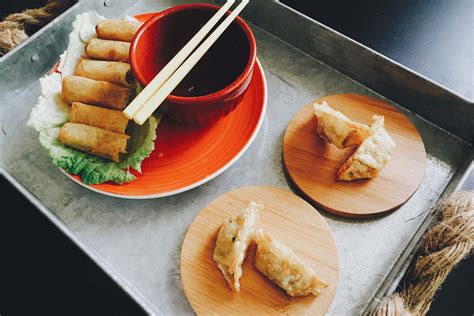 Order Authentic Chinese Online | New Moon Chinese Restaurant - Pickup ...