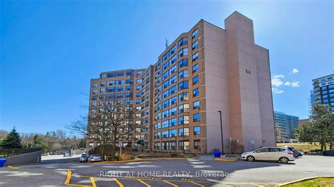 305 - 250 Davis Drive, Newmarket, ON L3Y 7T7