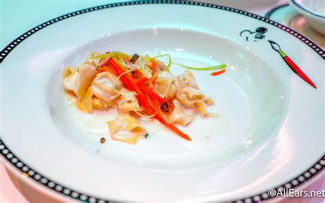 Ultimate Guide to Cruising on the Disney Magic - AllEars.Net