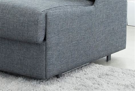 Fama | Singles and Arm Chairs