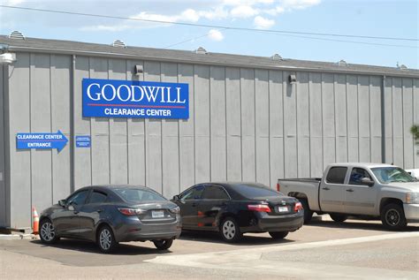 GOODWILL OUTLET CENTER AND DONATION CENTER - Escondido CA - Hours ...