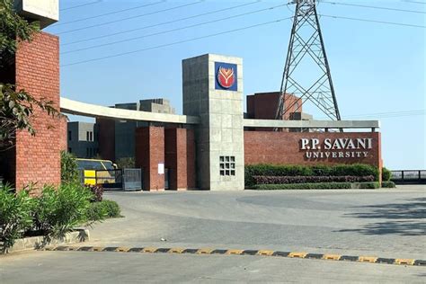 SRM University (Greater Noida)