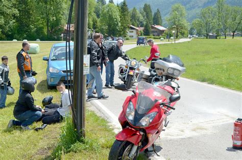 Army couple aids victim of motorcycle accident | Article | The United ...