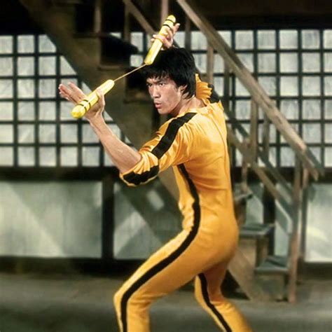 Bruce Lee Yellow Jumpsuit Wallpaper - EMSEKFLOL.COM