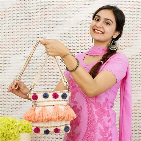 The Explorer Sling – Loomcraft